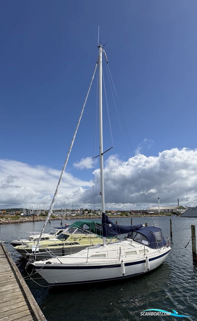 Bandholm 27 Segelbåt 1977, med Nanni motor, Danmark