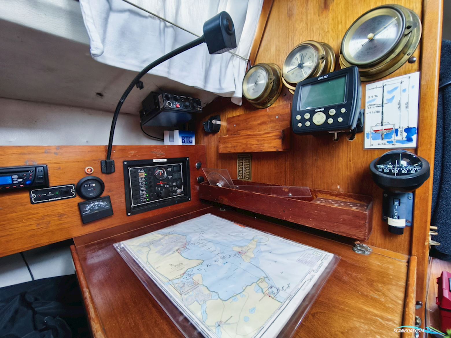 Bavaria  890