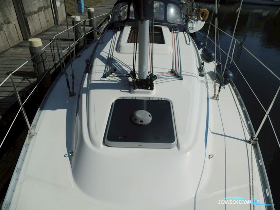 Bavaria 30