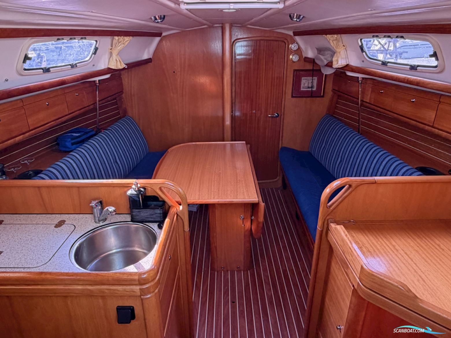 Bavaria 30