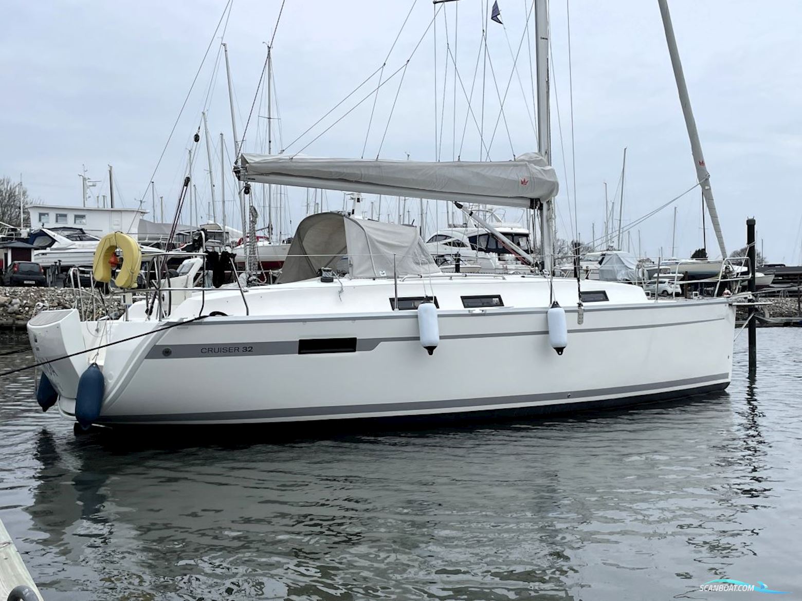 Bavaria 32 Cruiser Segelbåt 2013, med Volvo Penta D1-20 motor, Danmark