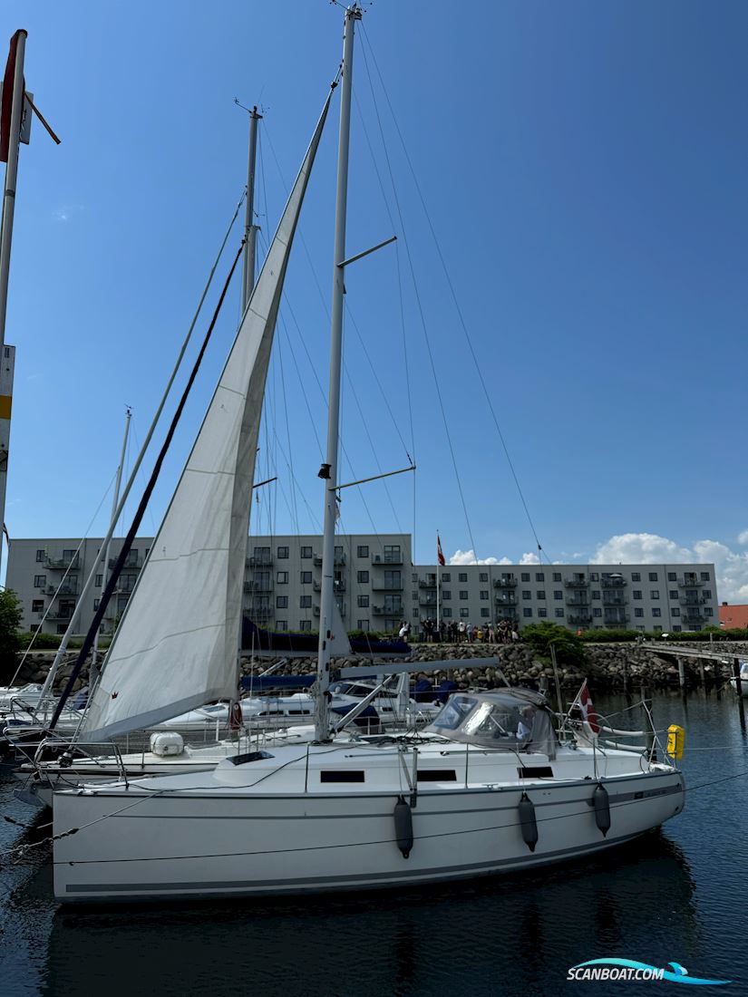 Bavaria 32 Cruiser Segelbåt 2010, med Volvo Penta motor, Danmark