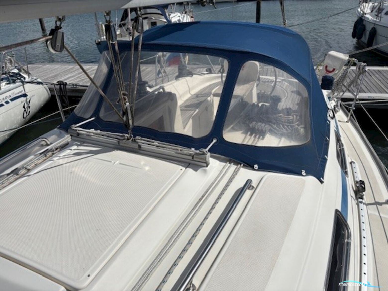 Bavaria 32