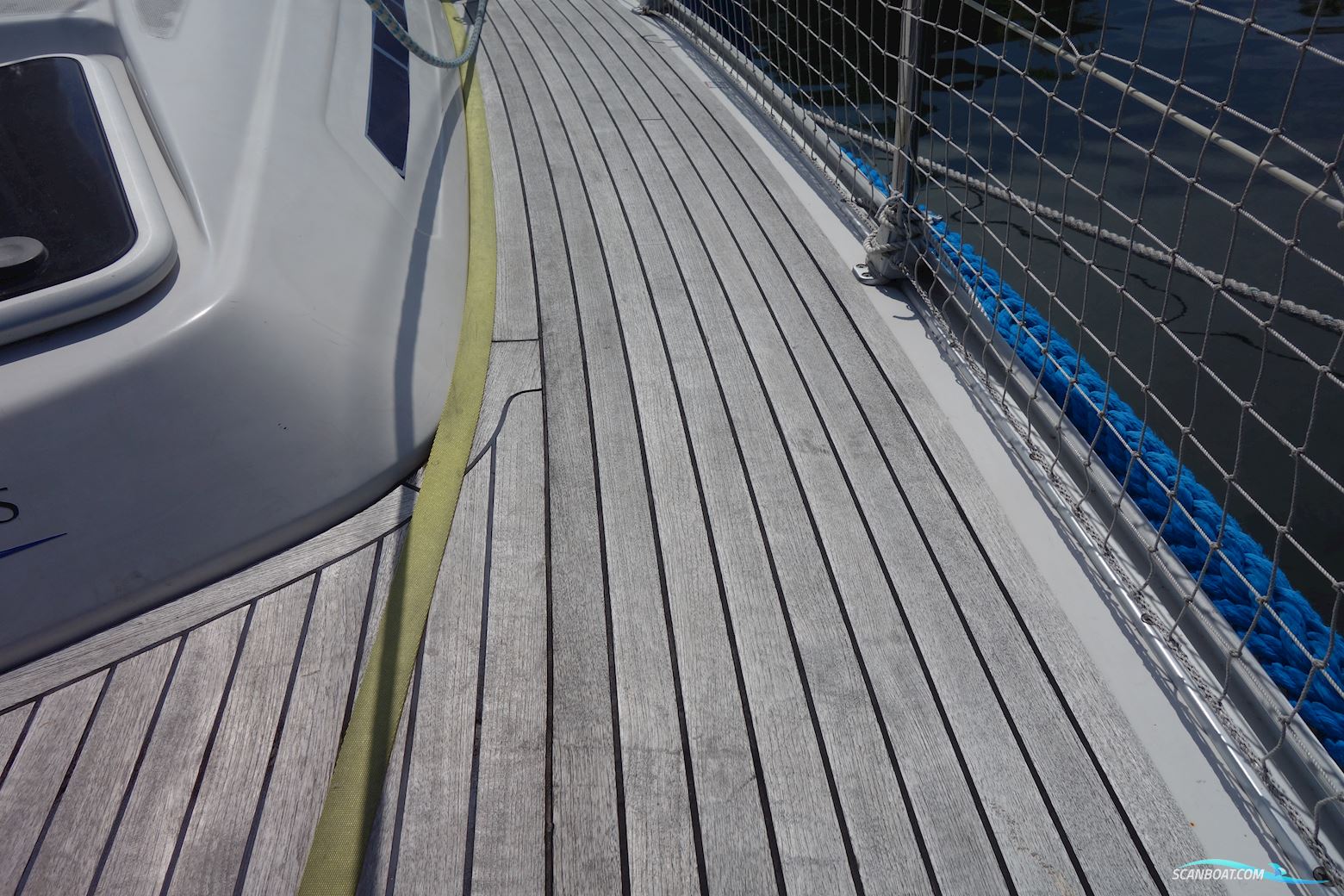 Bavaria 32
