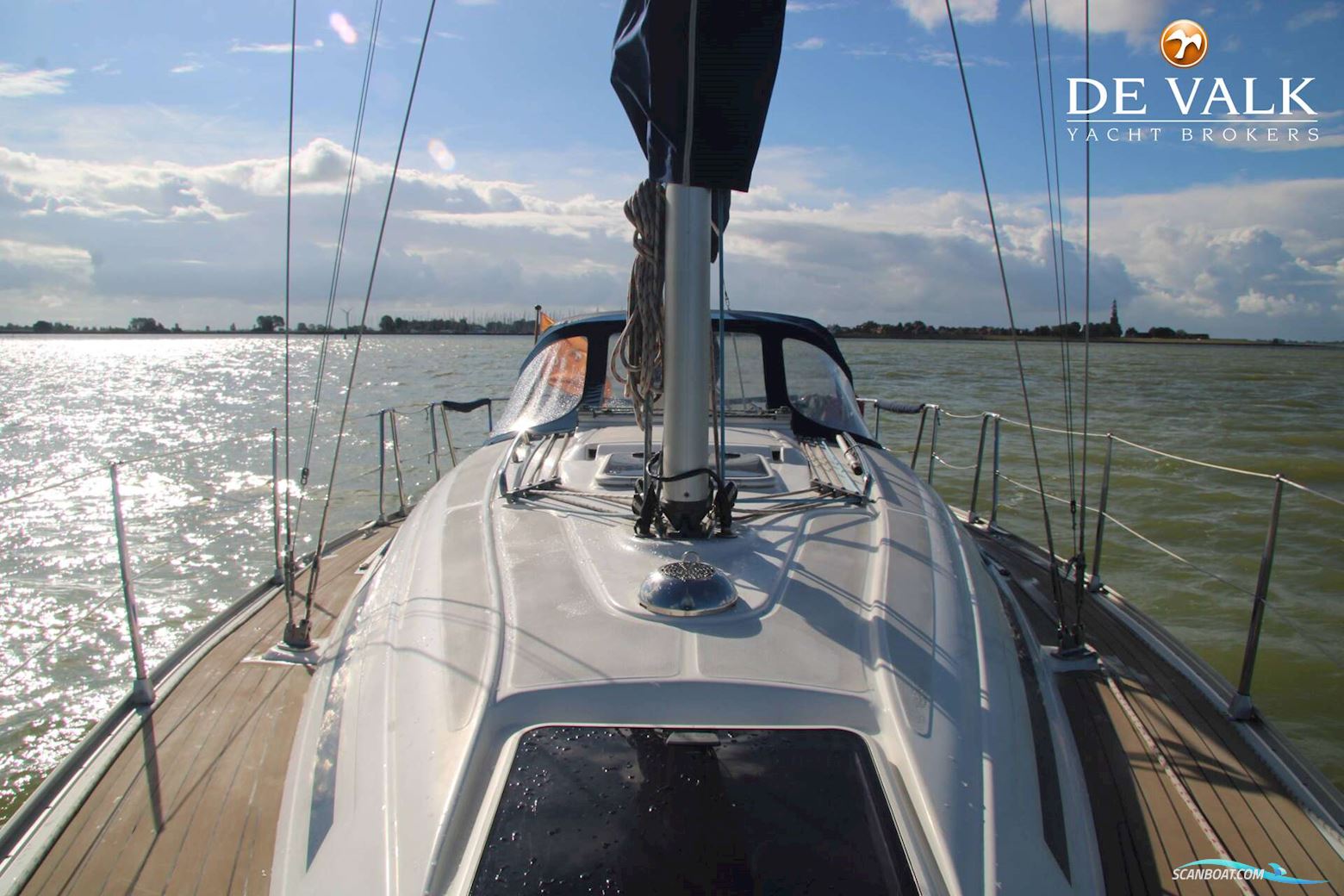 Bavaria 32