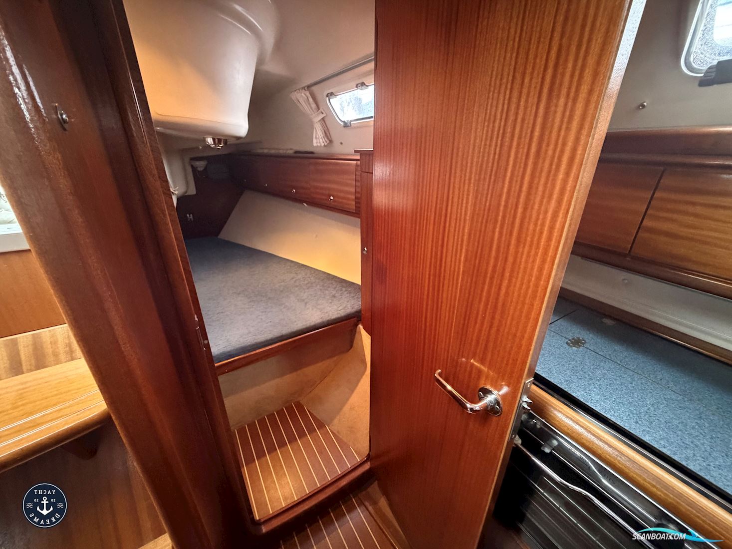Bavaria 32