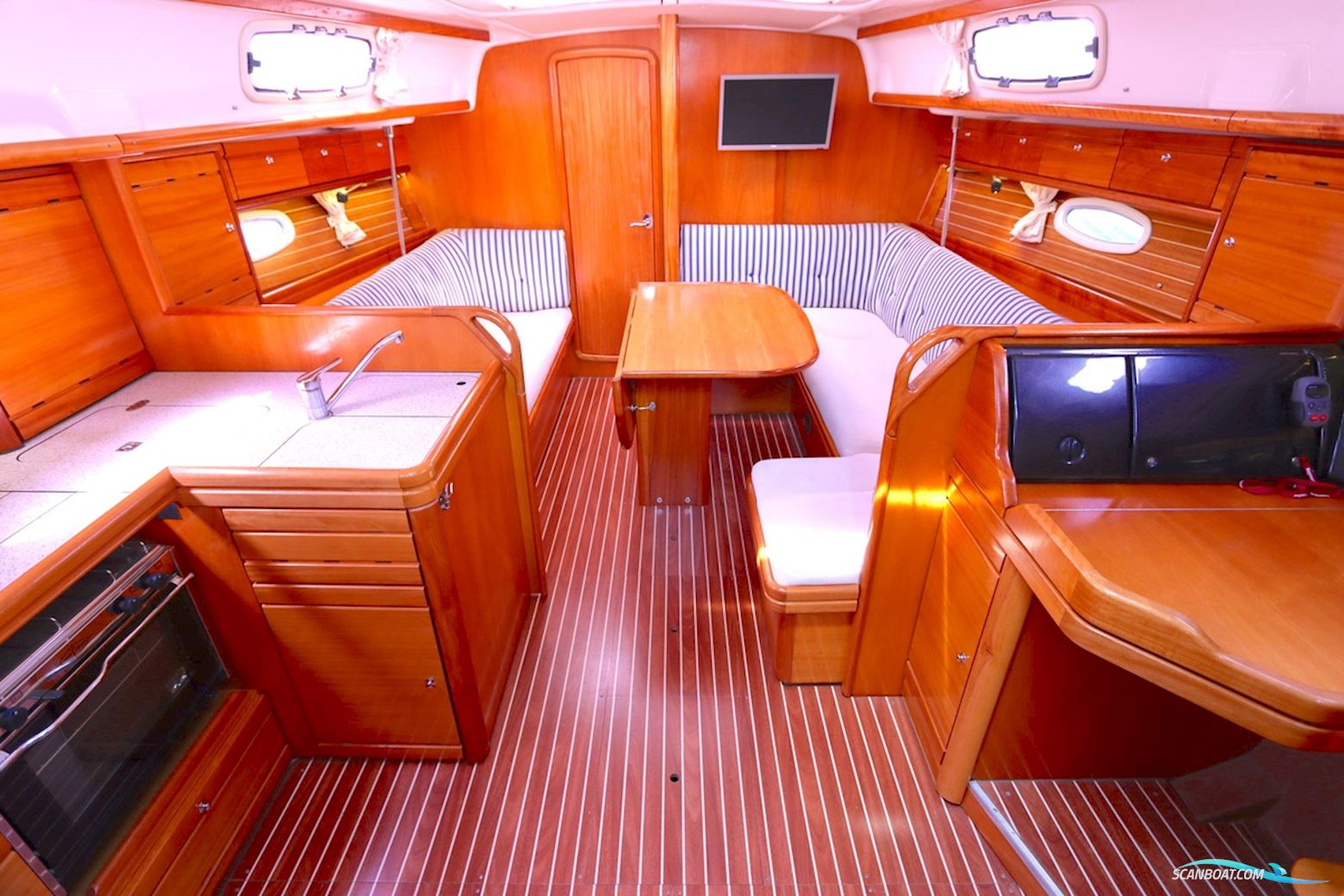 Bavaria 37-2 C