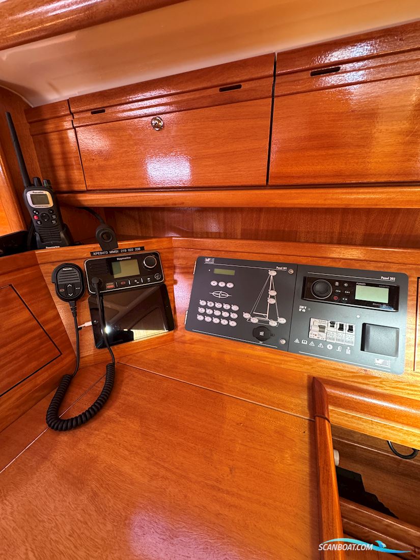 Bavaria 37 Queen Line