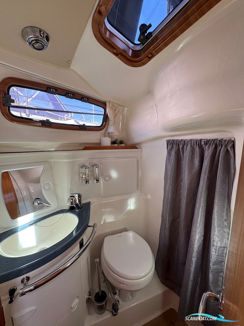 Bavaria 37 Queen Line