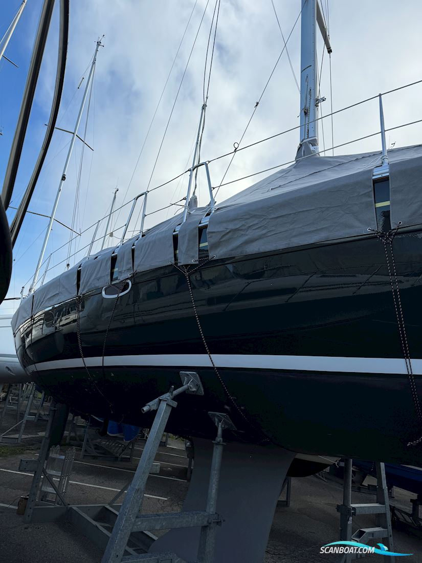 Bavaria 37 Queen Line