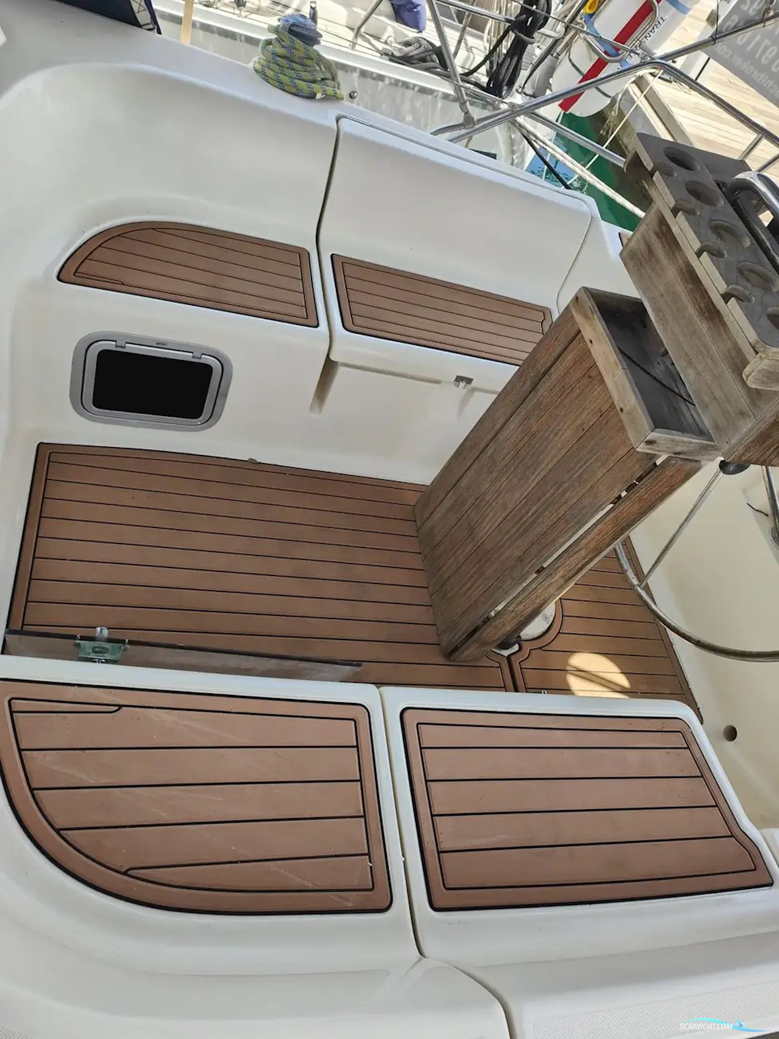Bavaria 37