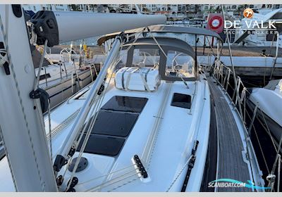 Bavaria 37 Segelbåt 2023, med Volvo motor, Spanien