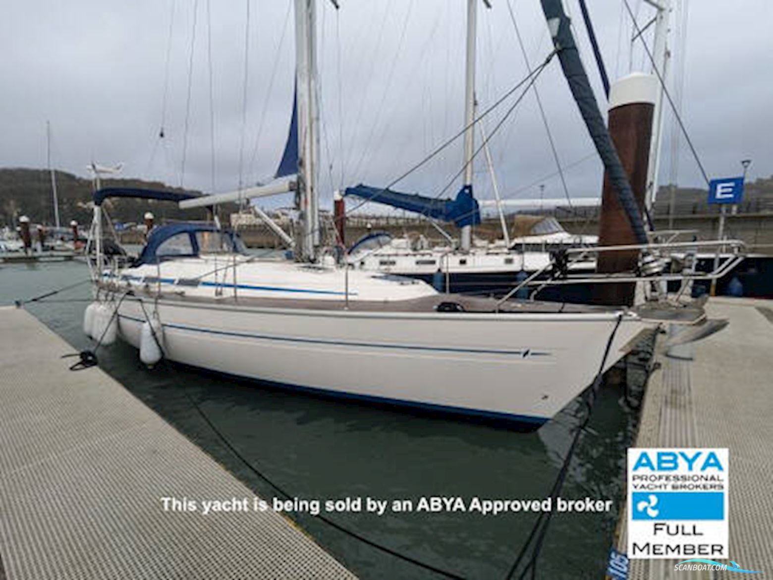 Bavaria 38 Exclusive Segelbåt 1999, med Volvo Penta 2030 motor, England