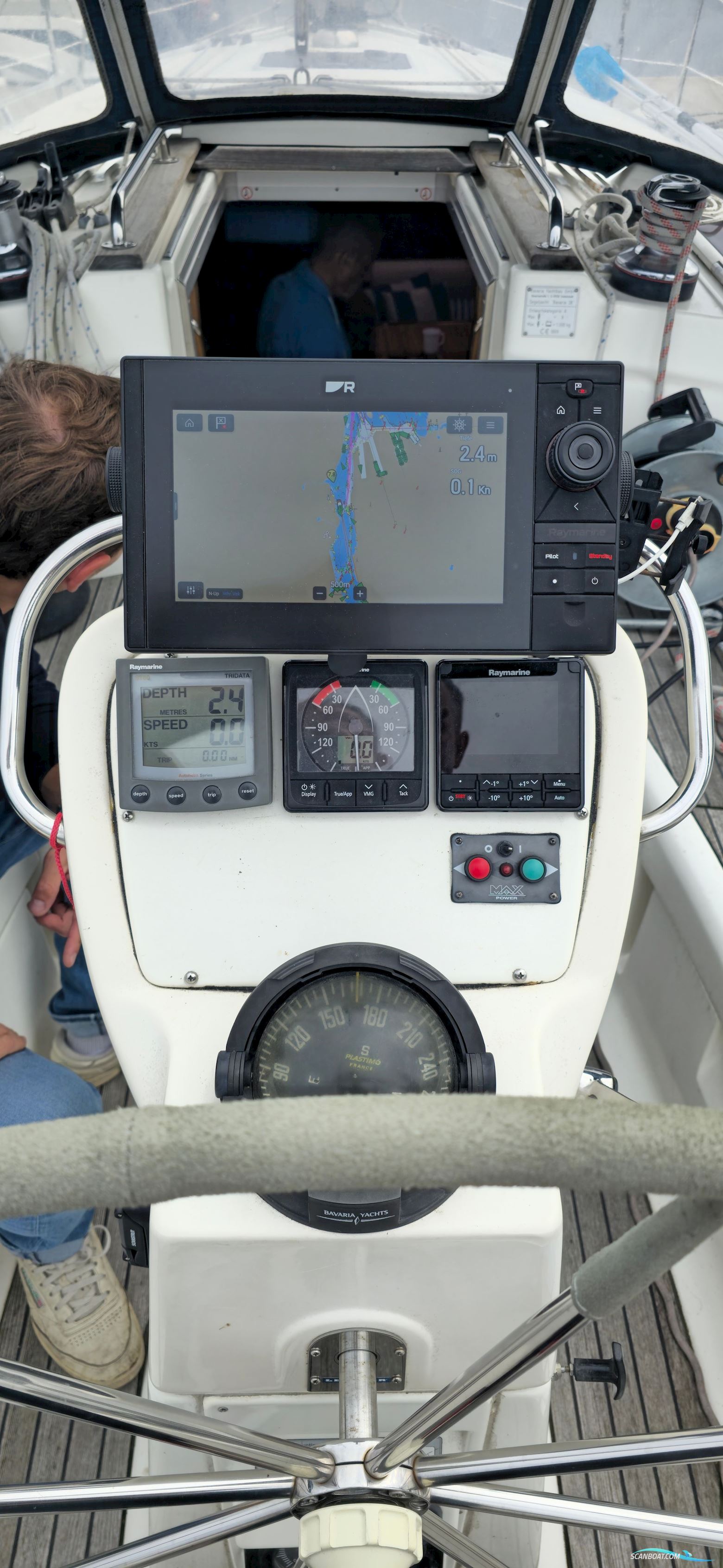 Bavaria 38 mit Liegeplatz und Winterlager, Rostock