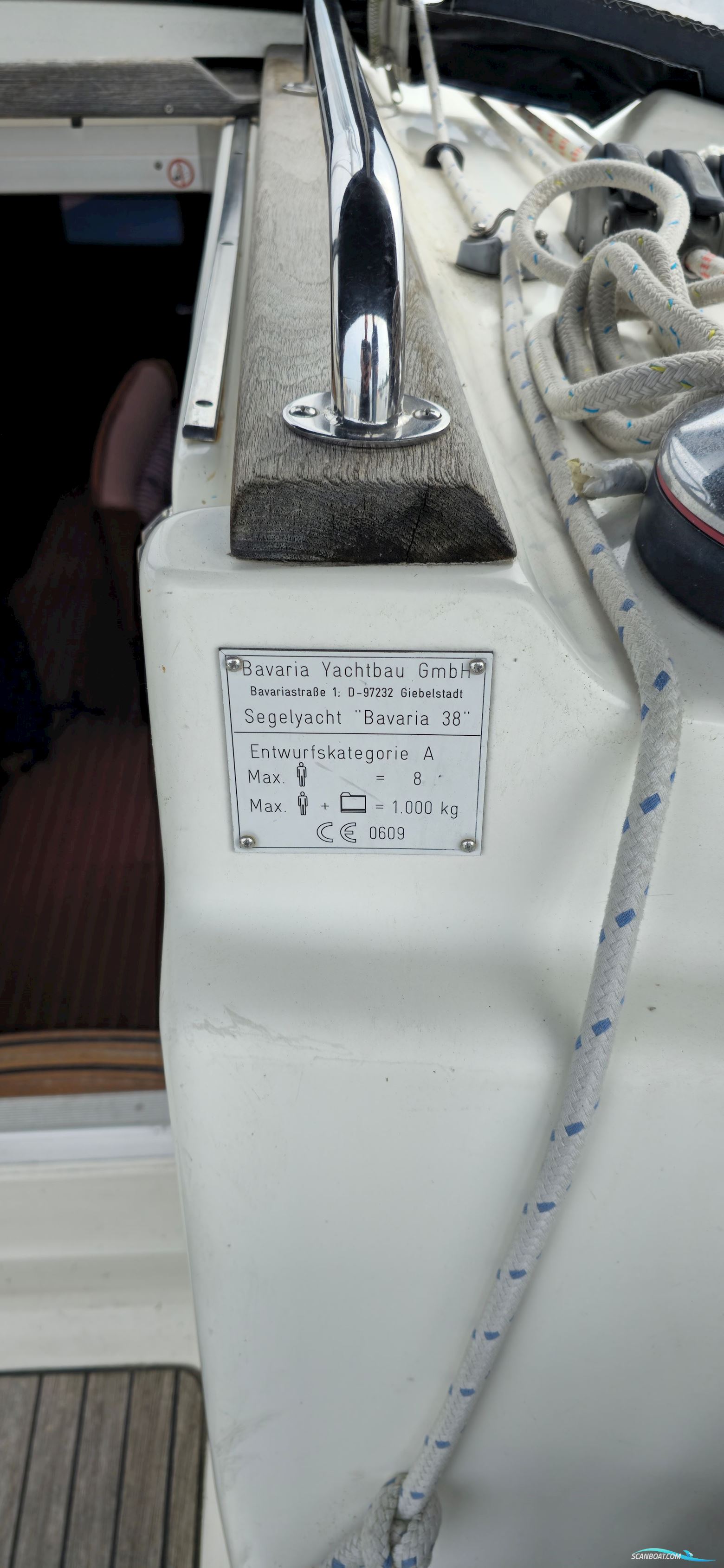 Bavaria 38 mit Liegeplatz und Winterlager, Rostock