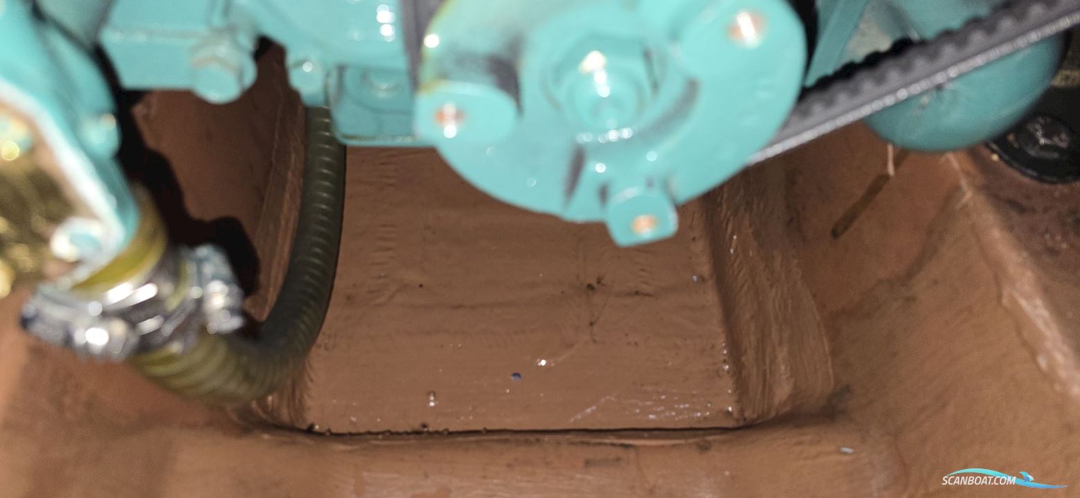 Bavaria 38 mit Liegeplatz und Winterlager, Rostock