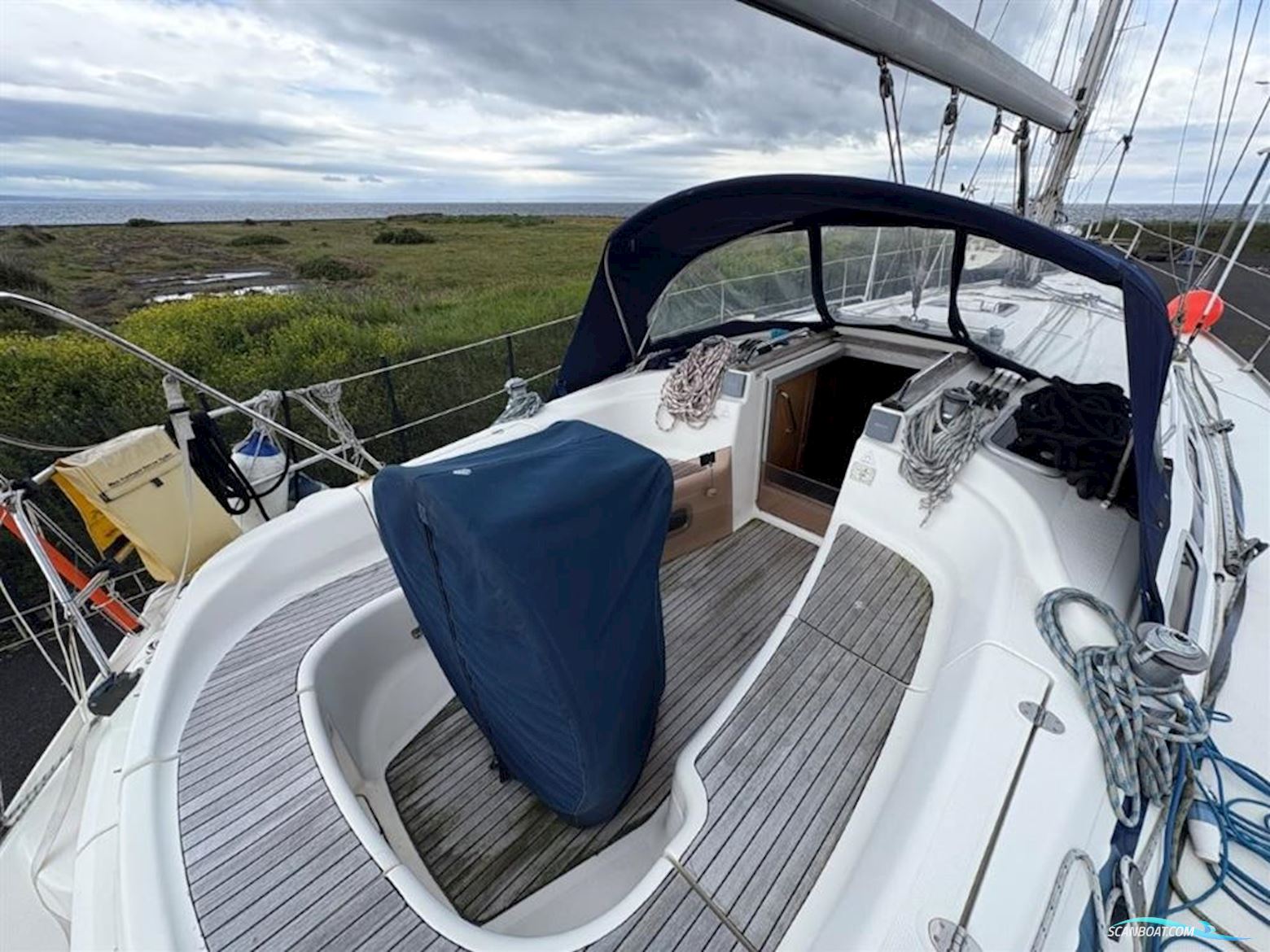 Bavaria 38