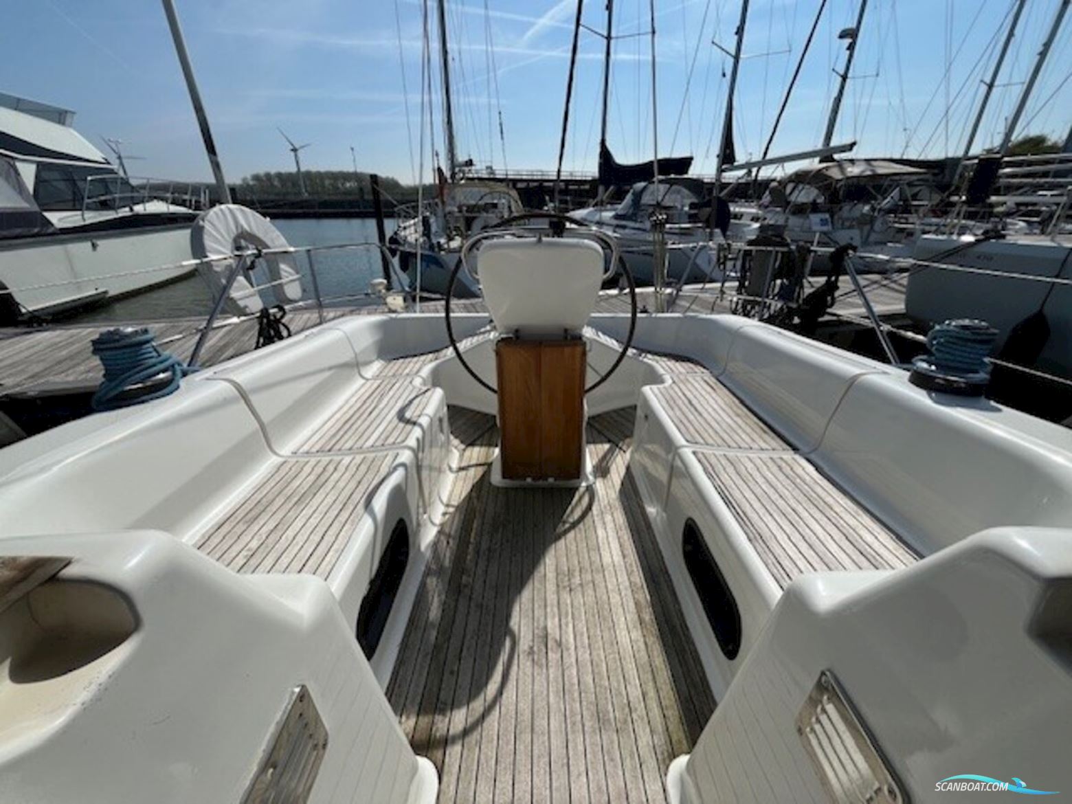 Bavaria 38