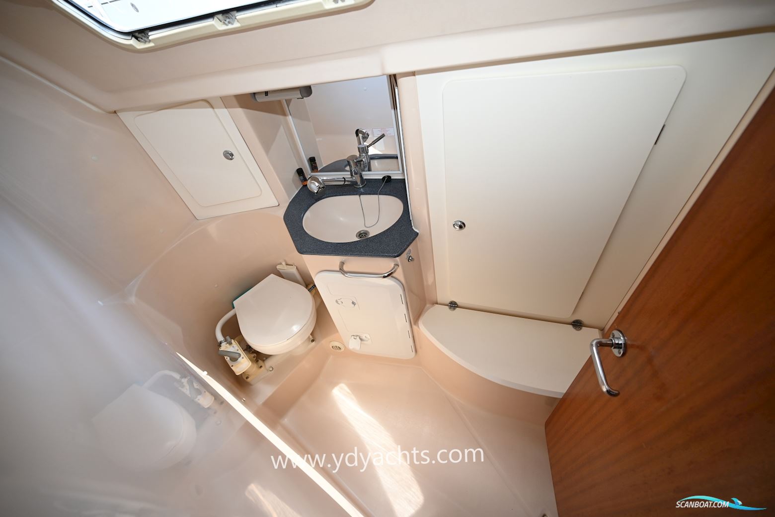 Bavaria 38