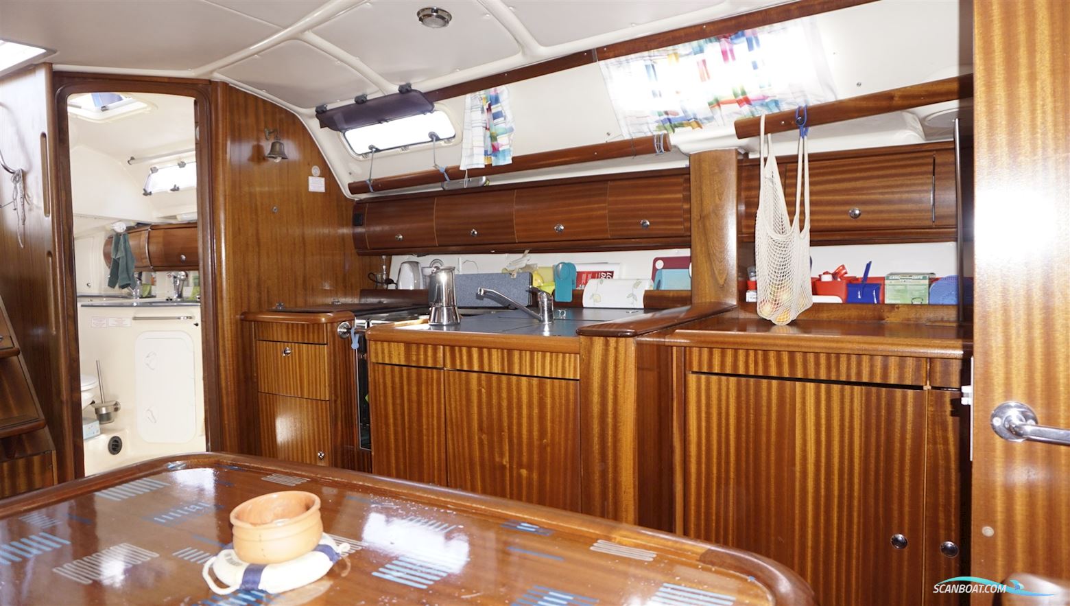 Bavaria 38