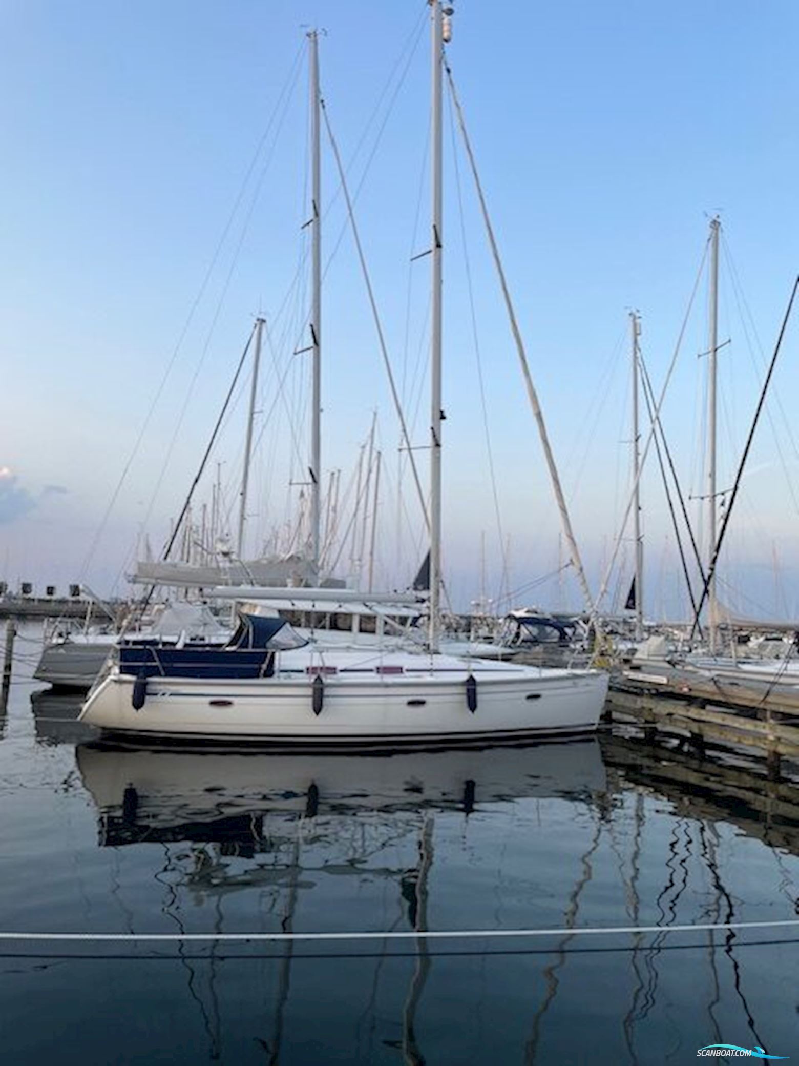 Bavaria 39 med el-spil.