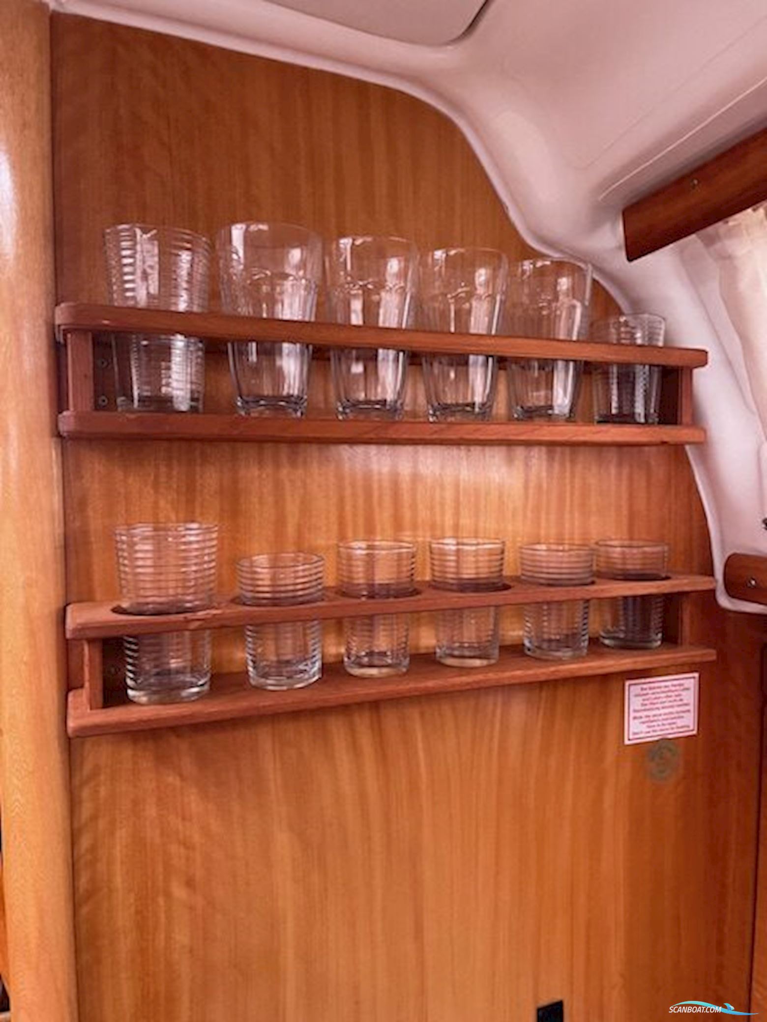 Bavaria 39 med el-spil.