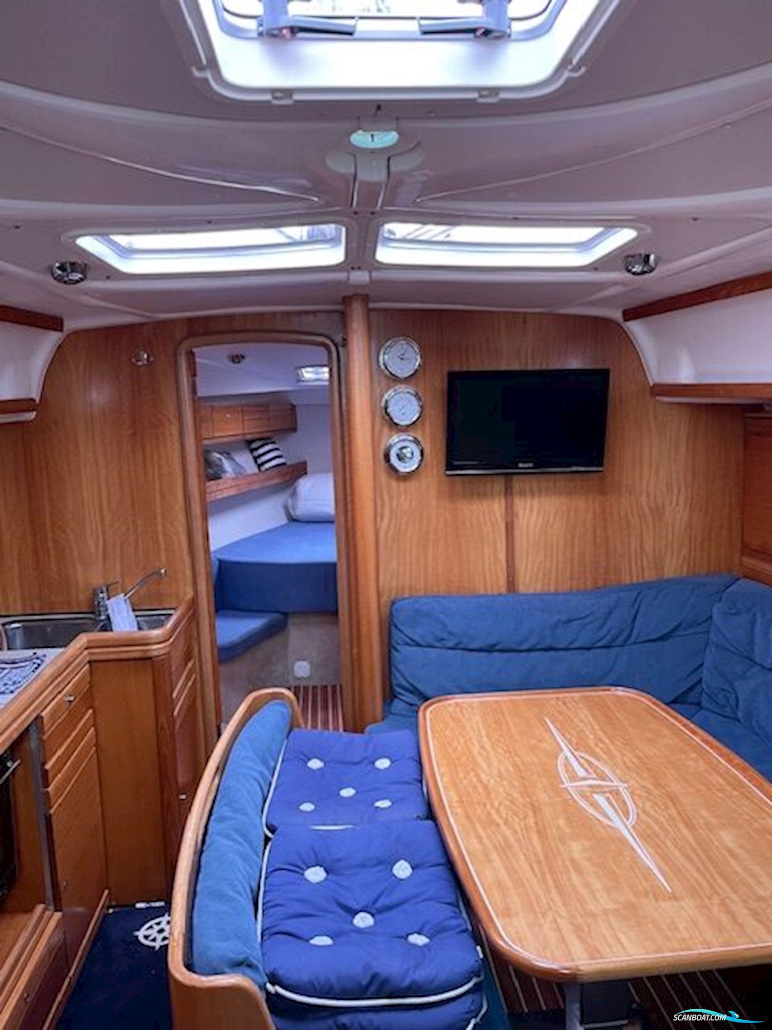 Bavaria 39 med el-spil.