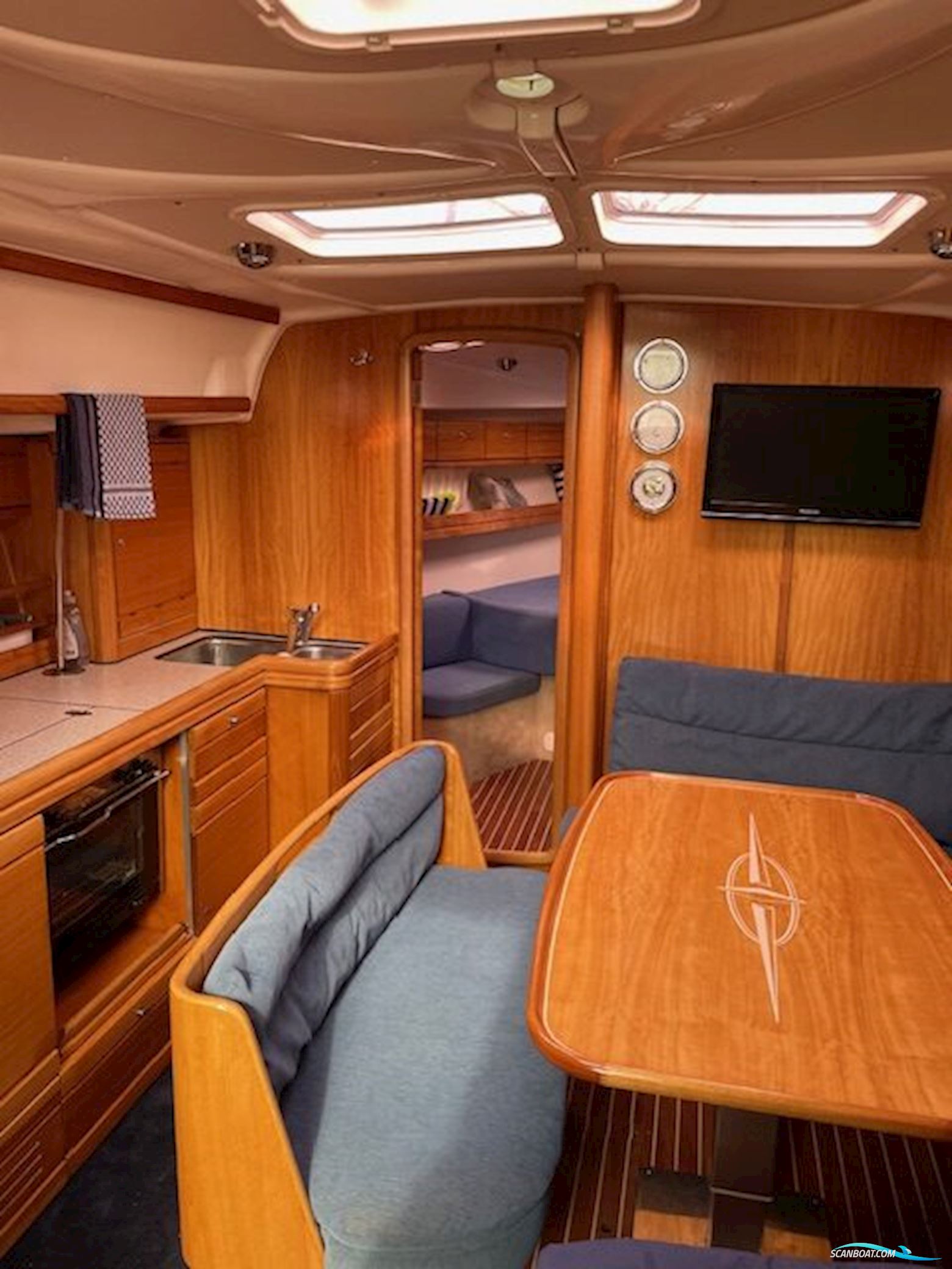 Bavaria 39 med el-spil.