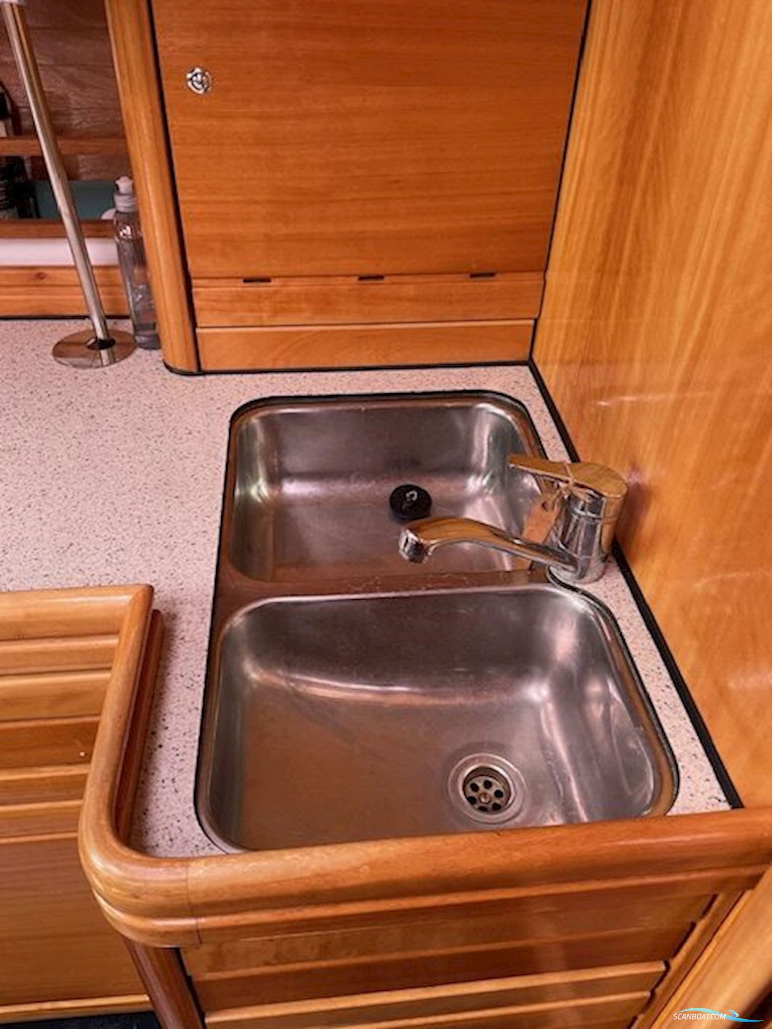 Bavaria 39 med el-spil.