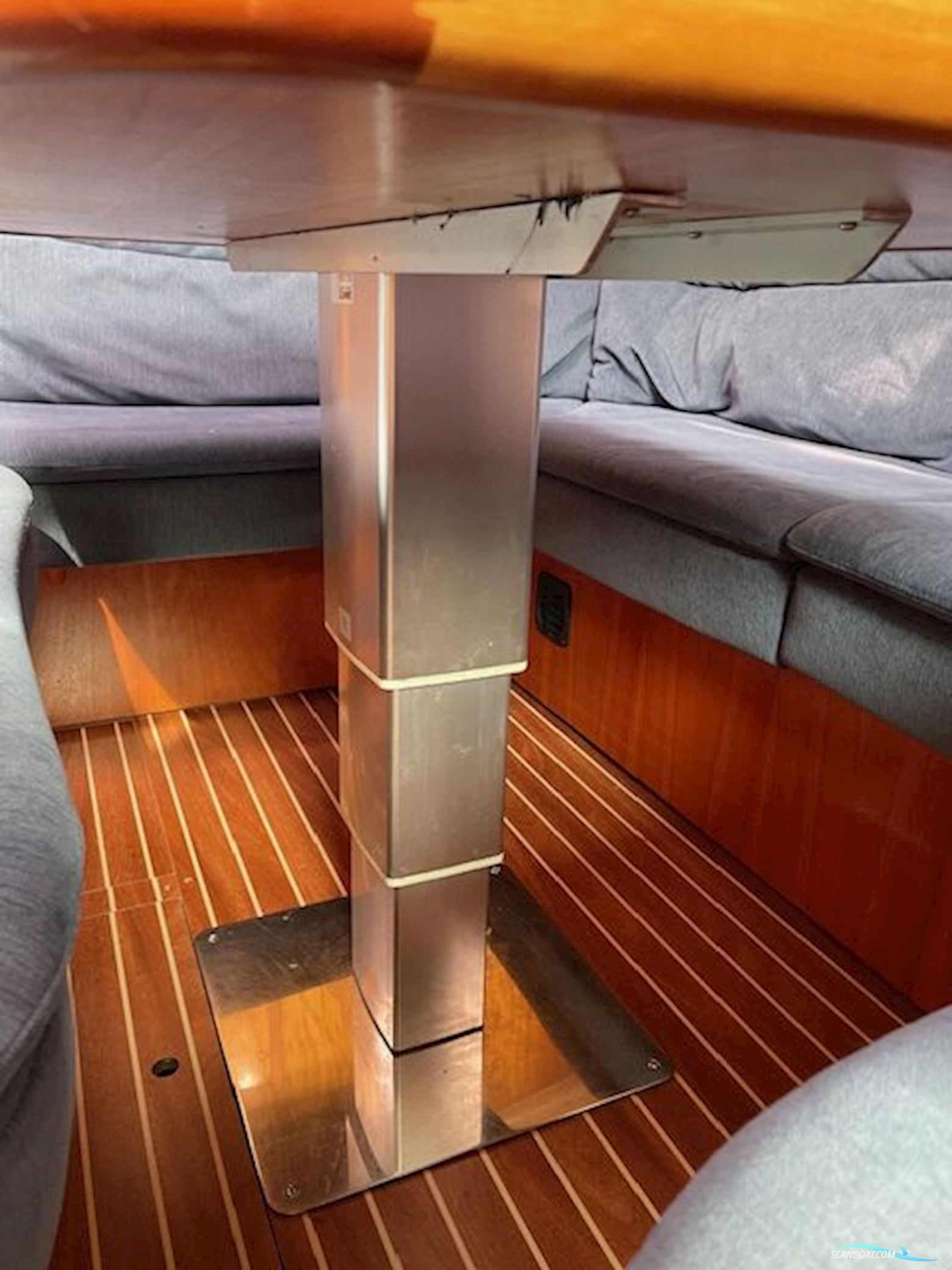 Bavaria 39 med el-spil.