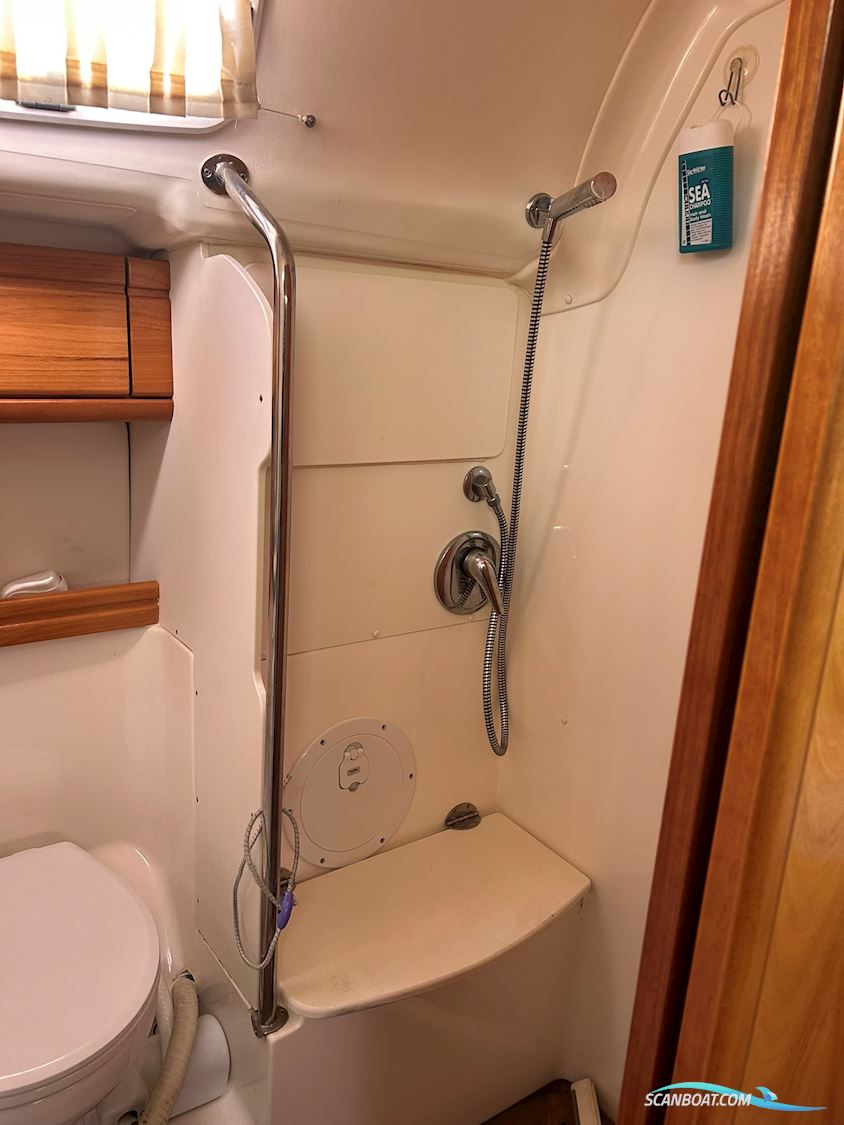 Bavaria 39