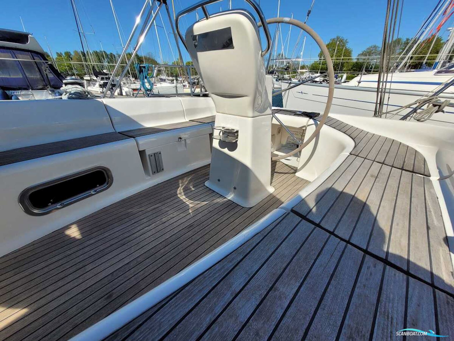 Bavaria 40-3