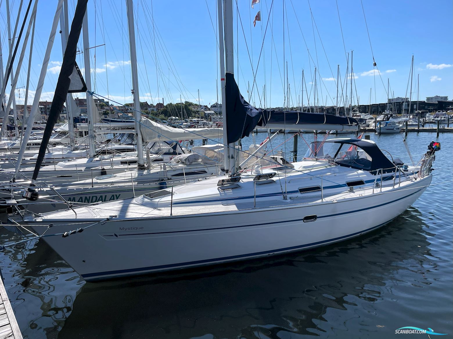 Bavaria 40 Segelbåt 2001, med Volvo Pemta MD22L motor, Danmark