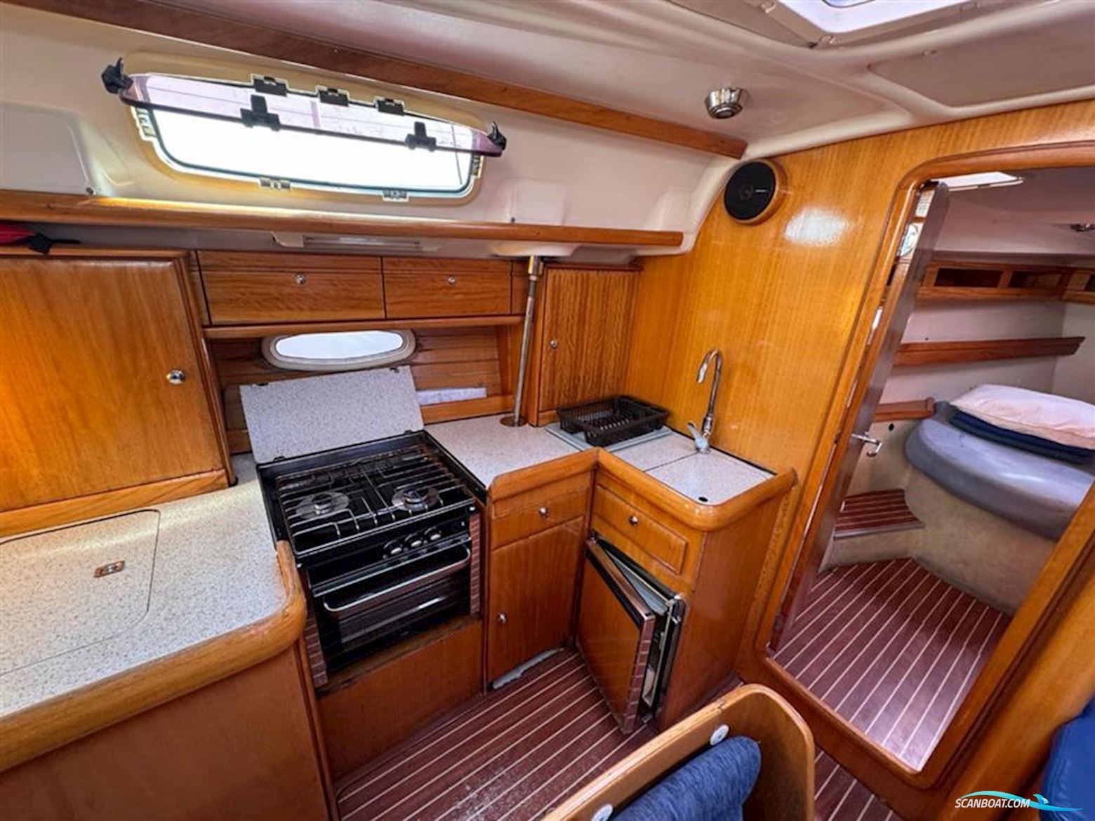 Bavaria 42 CRUISER