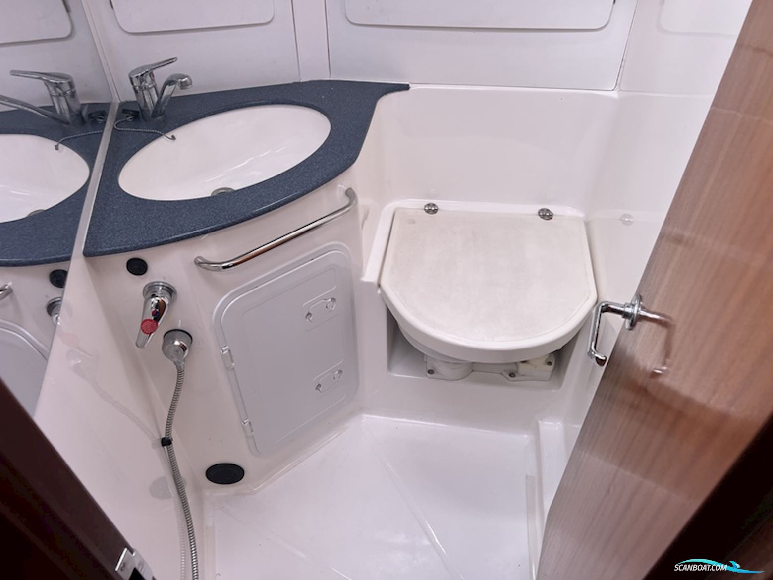 Bavaria 44 Custom Line