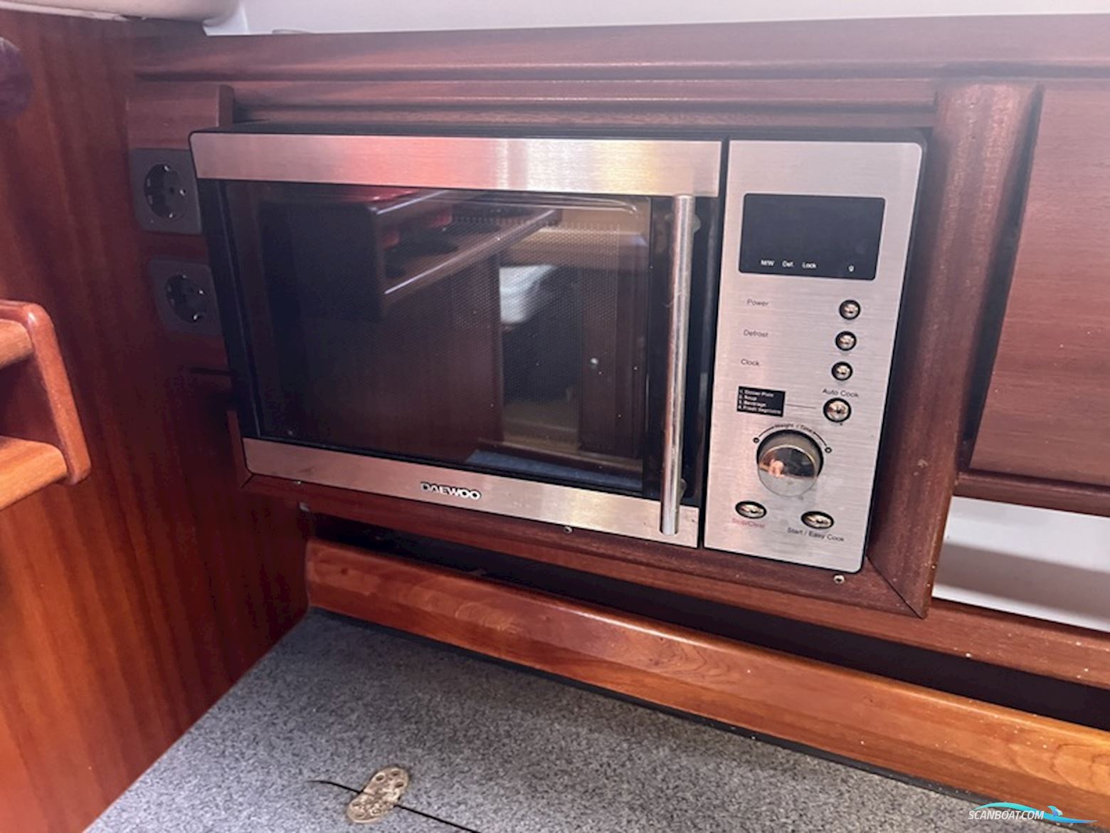 Bavaria 44 Custom Line