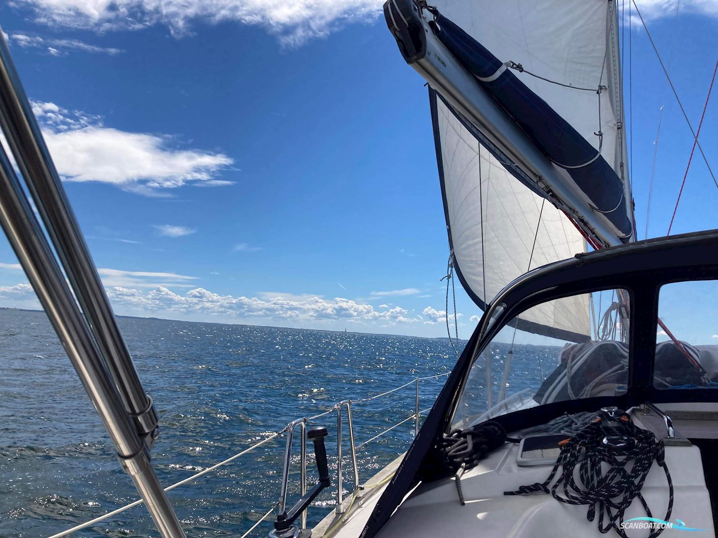 Bavaria 44