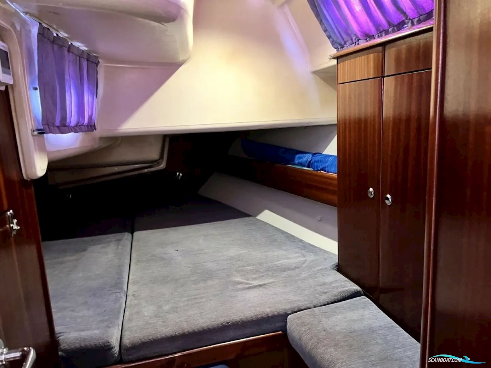 Bavaria 44