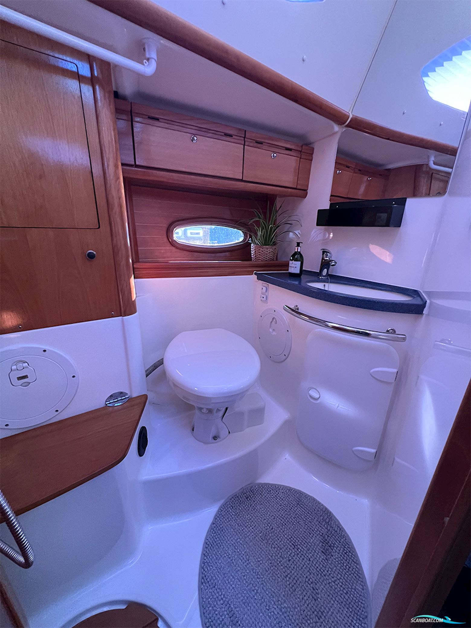 Bavaria 44 Vision