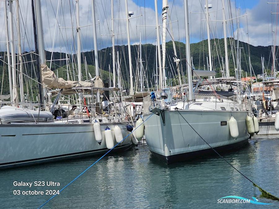 Bavaria 45 Cruiser Segelbåt 2013, med Volvo D2-50 motor, Martinique