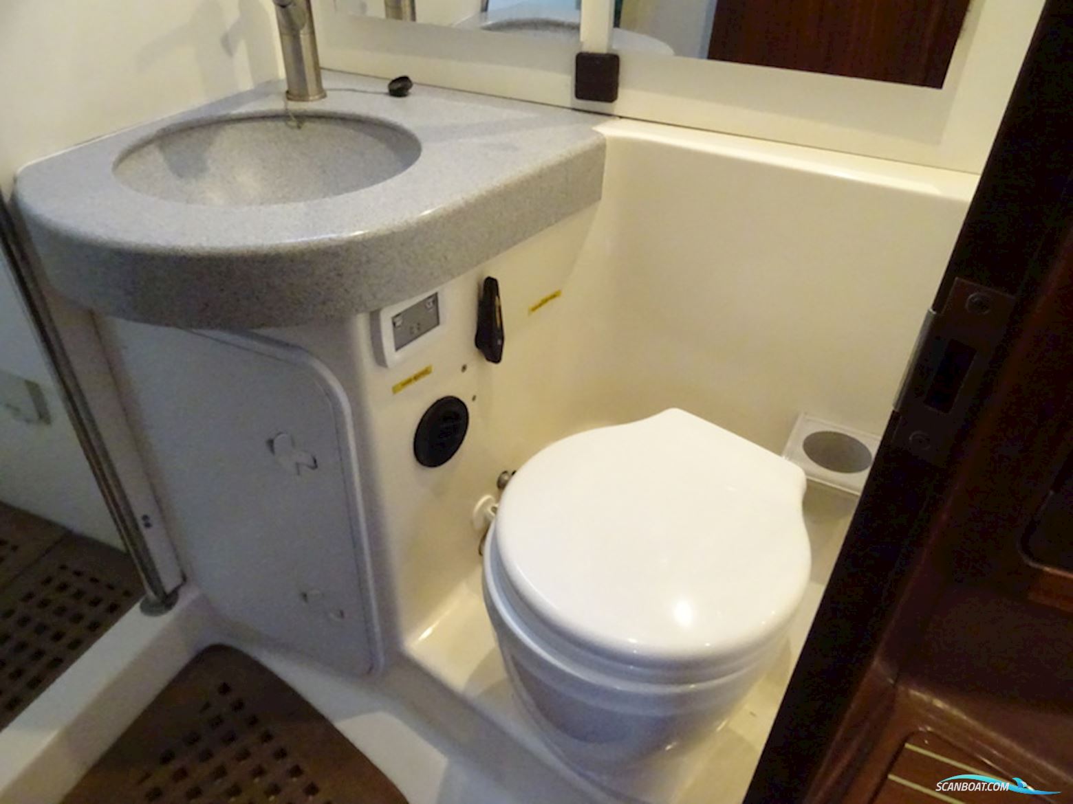 Bavaria 47 Ocean Custom Line