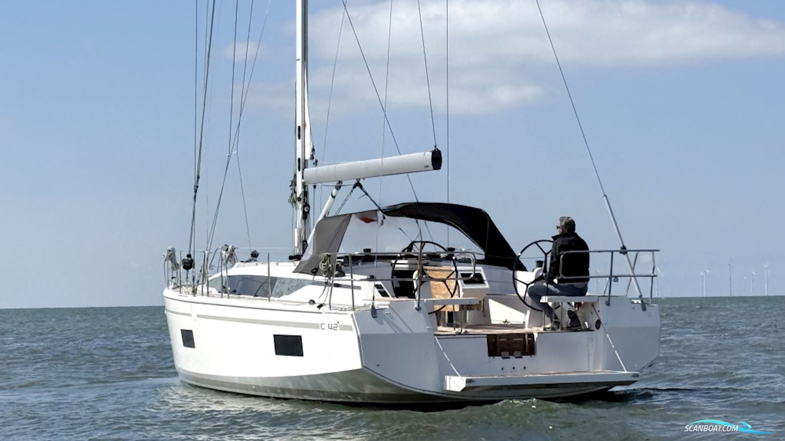 Bavaria C 42