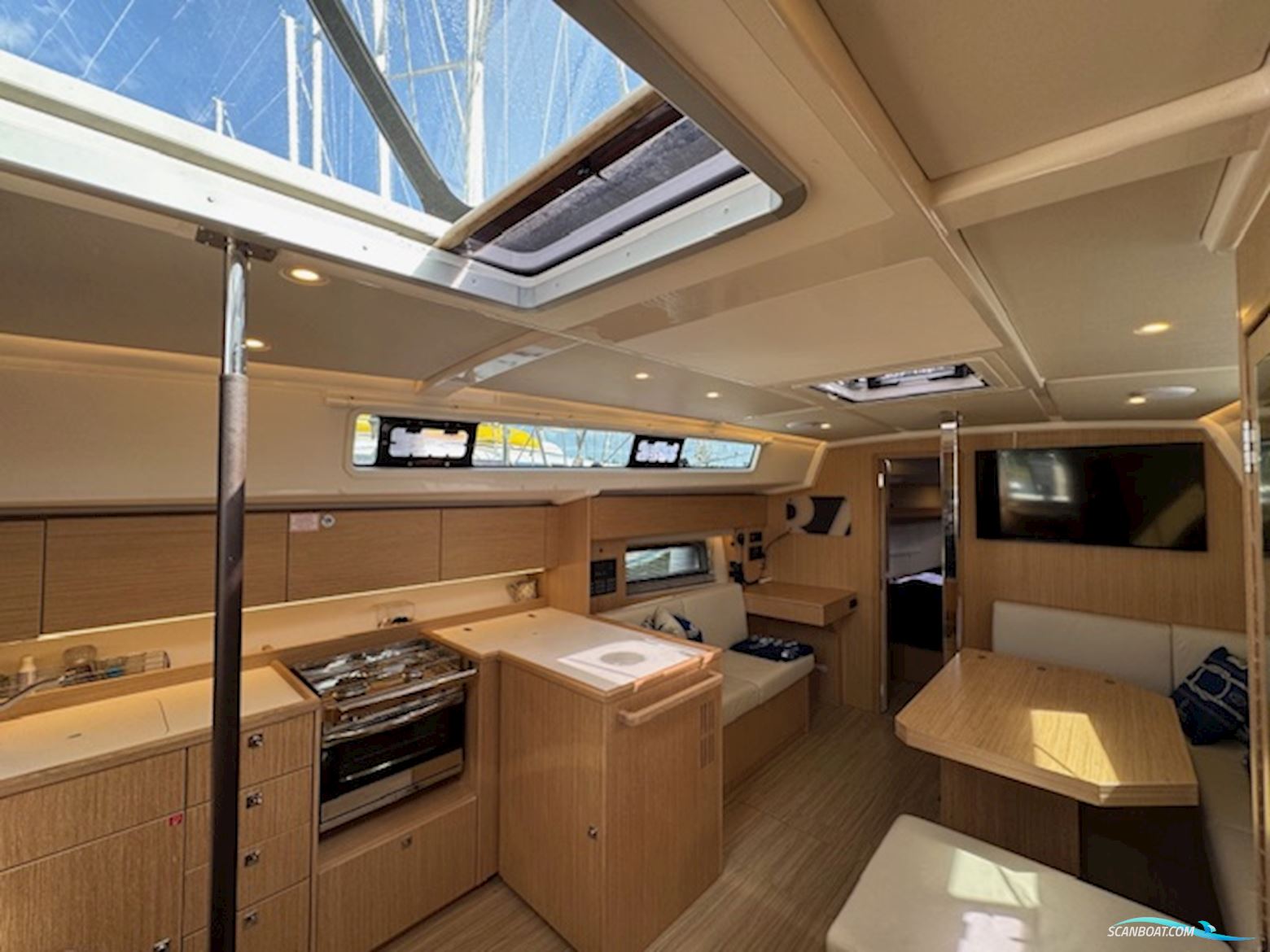 BAVARIA C 42 STYLE PRIVATBÅD
