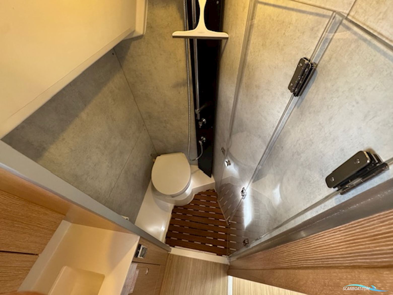 BAVARIA C 42 STYLE PRIVATBÅD