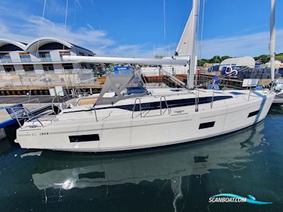 Bavaria C38 Segelbåt 2023, med Yanmar motor, England