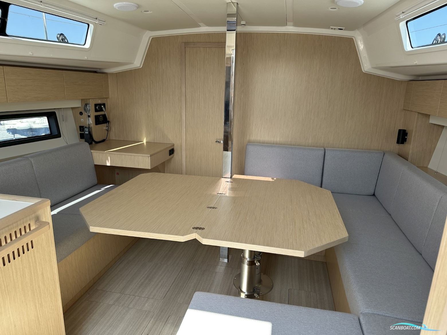 Bavaria C42