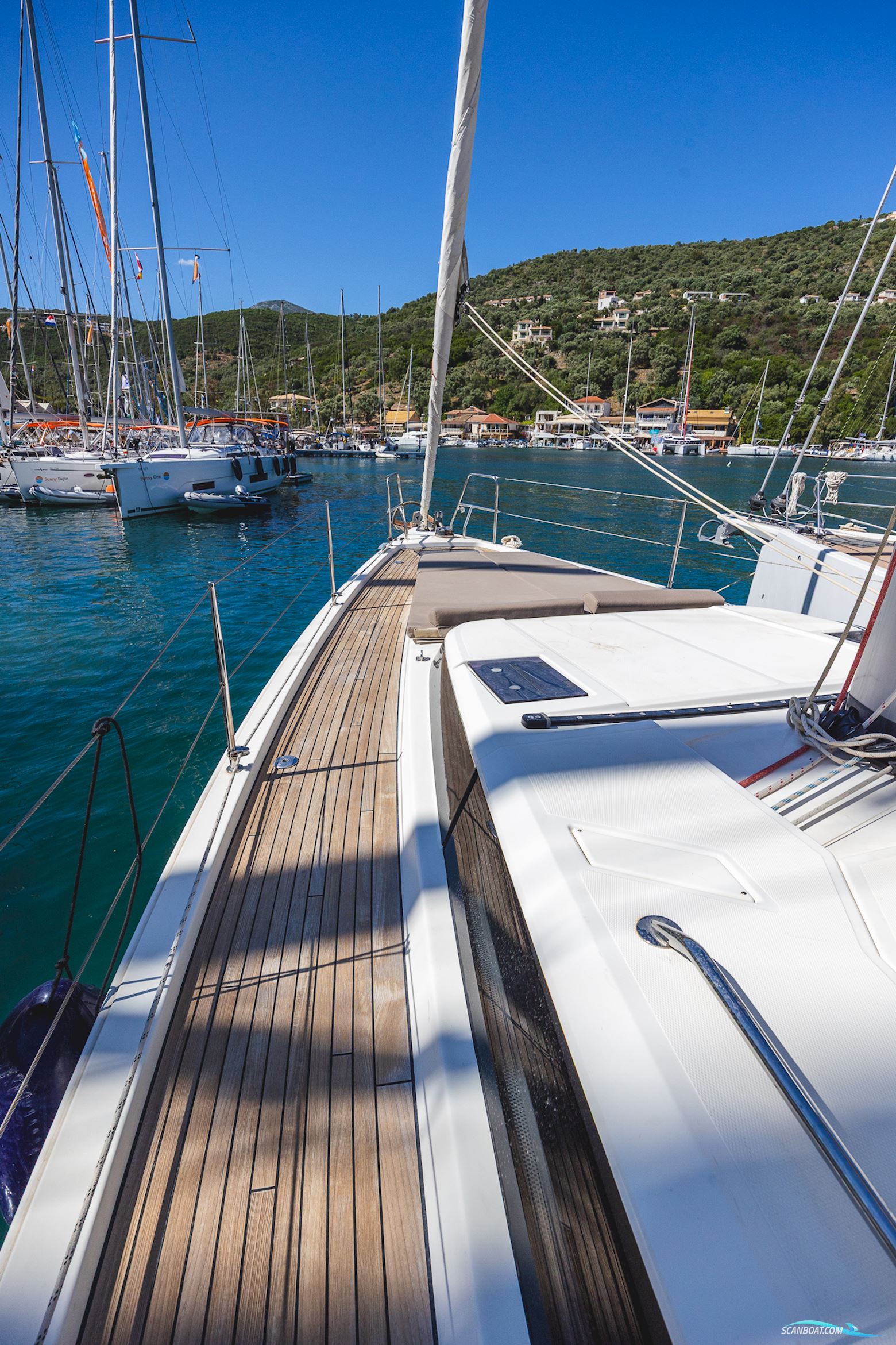 Bavaria C45 Style