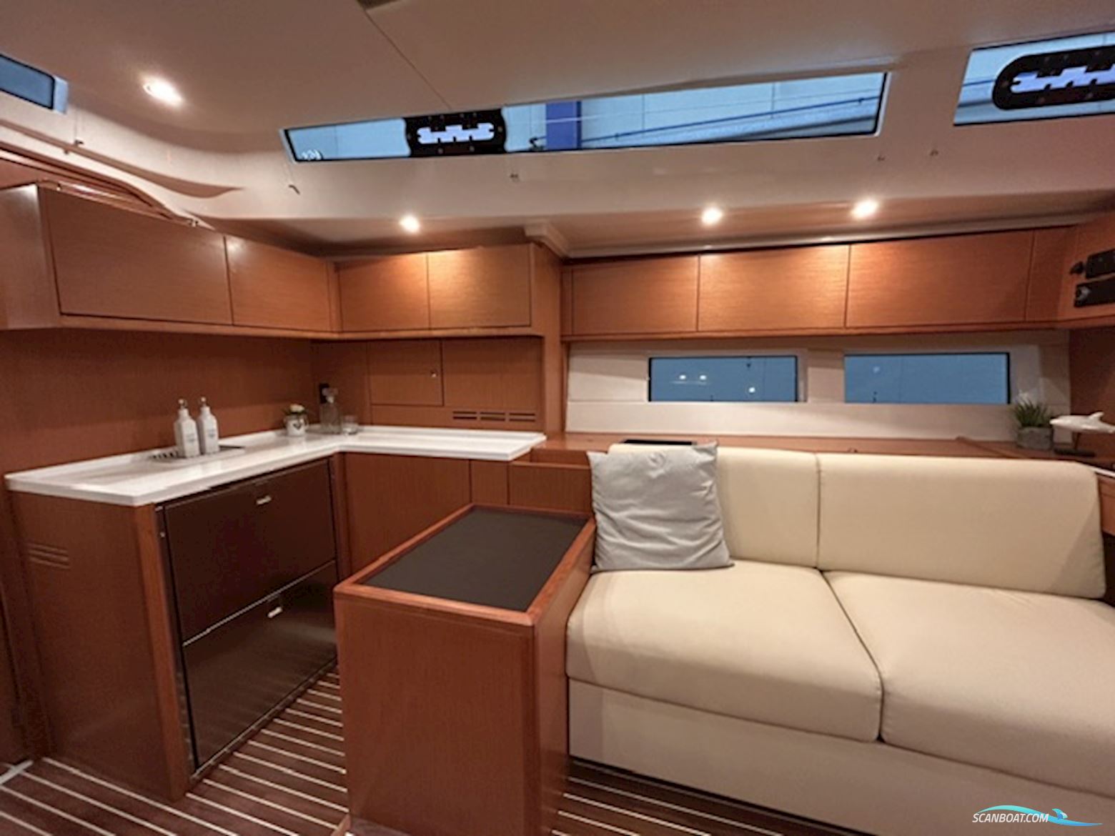 Bavaria C57 Style