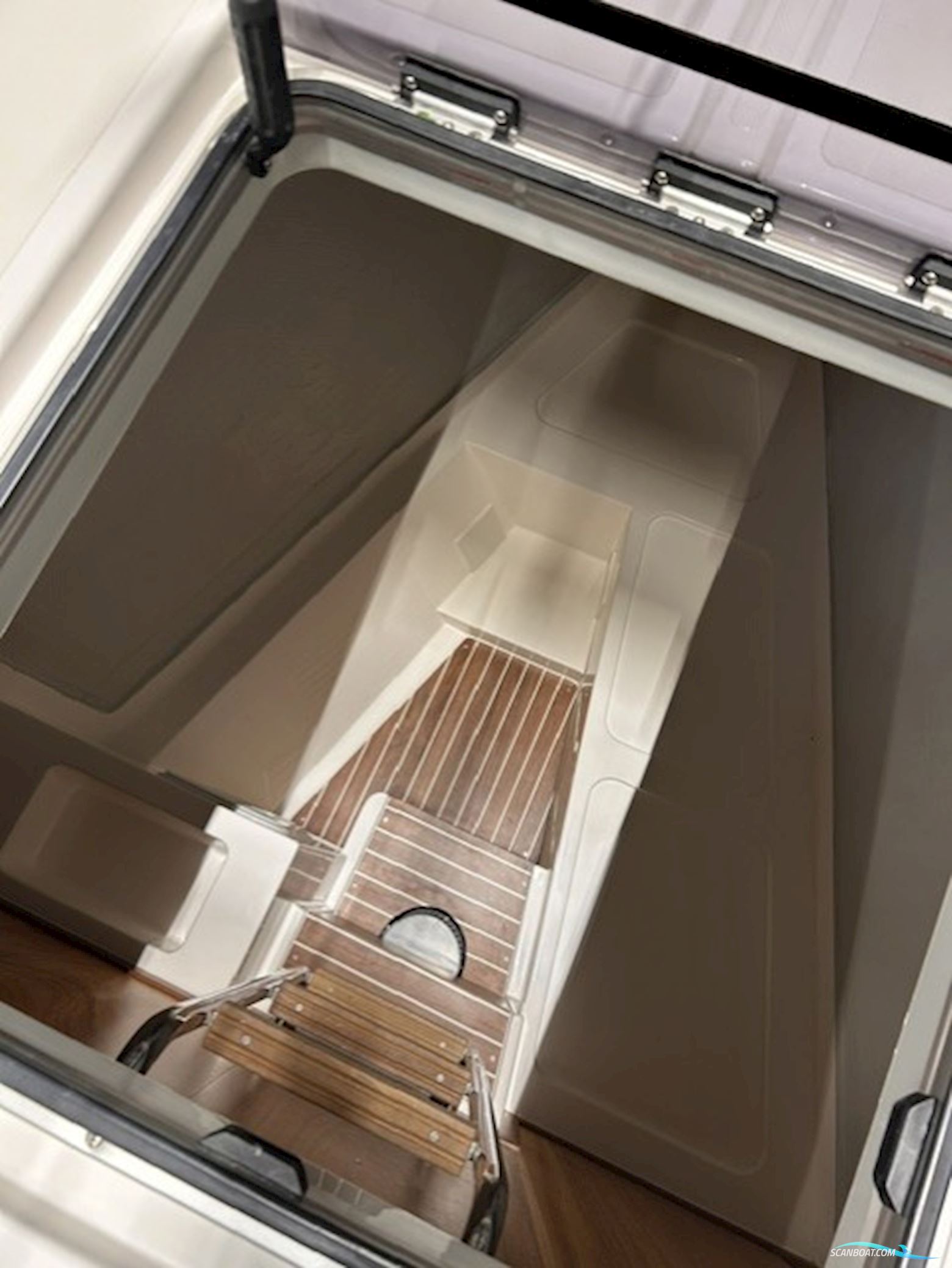 Bavaria C57 Style