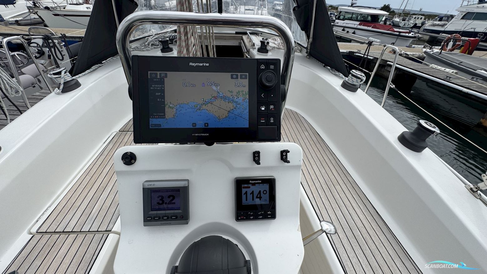 Bavaria Cruiser 32